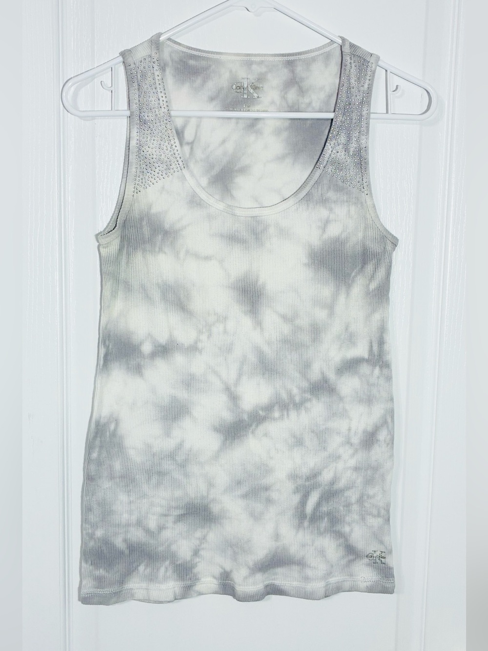 CK Calvin Klein Studded Shoulder Tie Dye Ribbed Tank Top Gray White Large